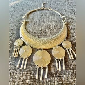 Silver plated choker necklace